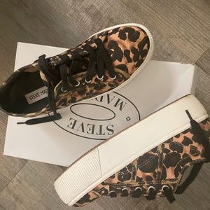 Steve Madden  Emmi Leopard Women’s Sneakers